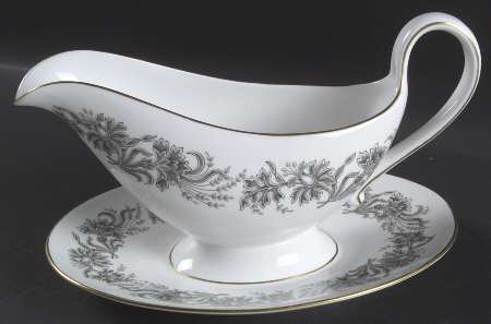 Honeysuckle Gravy Boat with Attached Underplate