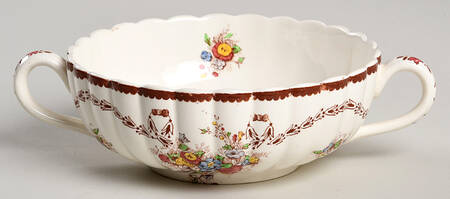 Husk Footed Cream Soup Bowl