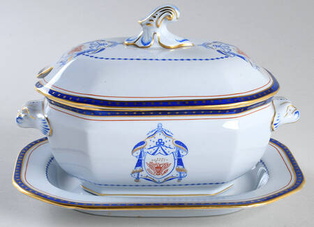 Independence Sauce Boat & Lid with Underplate