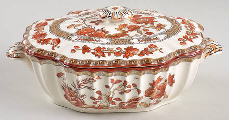 Indian Tree (Orange Rust, Scallop, Red Trim) Sauce Boat & Lid