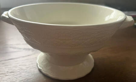 Jewel Sauce Boat No Lid