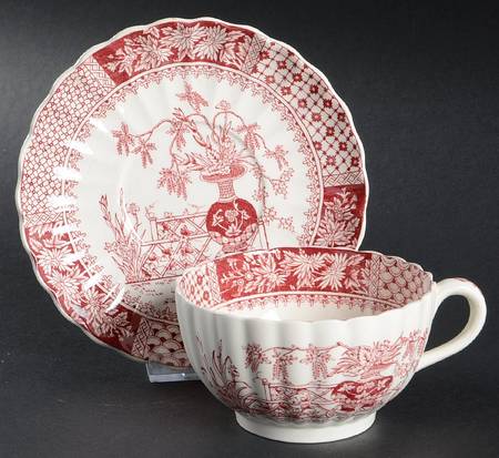 Kew Footed Cup & Saucer Set