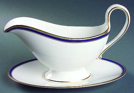 Lausanne Gravy Boat & Underplate