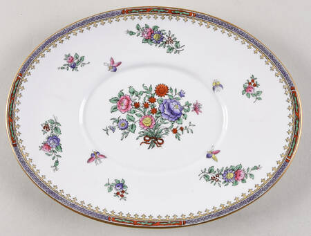 Lowestoft Flowers (Bone) Underplate for Gravy Boat