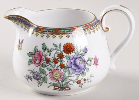 Lowestoft Flowers (Bone) Creamer