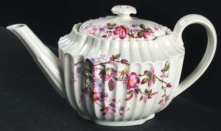 Lorraine Teapot & Lid
