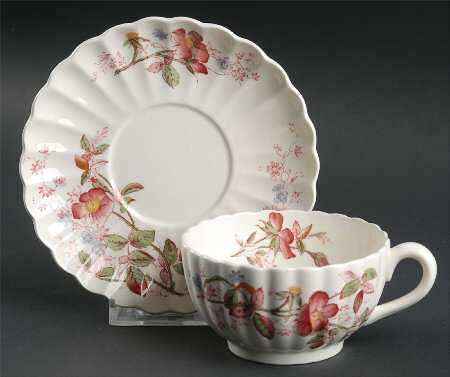 Lorraine Flat Cup & Saucer Set