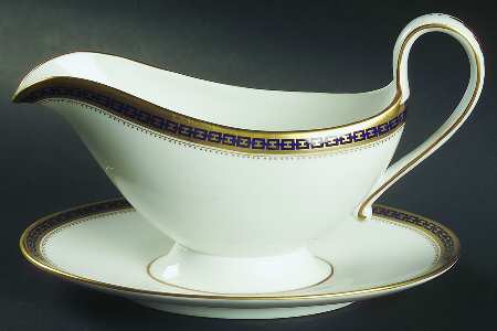 Majestic Gravy Boat with Attached Underplate by Spode