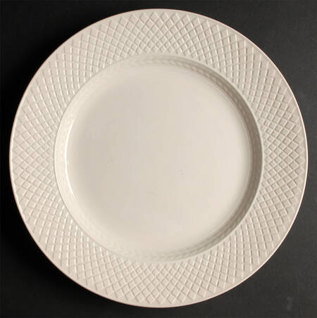 Mansard (Off White, Earthenware) 13" Chop Plate (Round Platter)