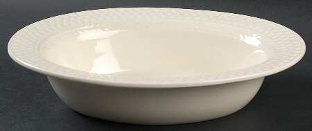 Mansard (Off White, Earthenware) 10" Oval Vegetable Bowl