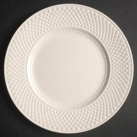 Mansard (Off White, Earthenware) Luncheon Plate
