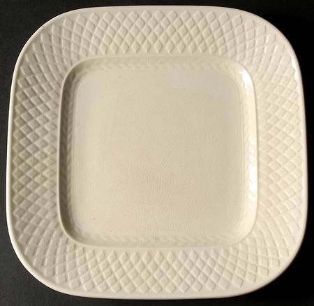 Mansard (Off White, Earthenware) Square Luncheon Plate