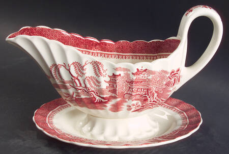 Mandarin Pink (Chelsea, No Trim) Gravy Boat with Attached Underplate