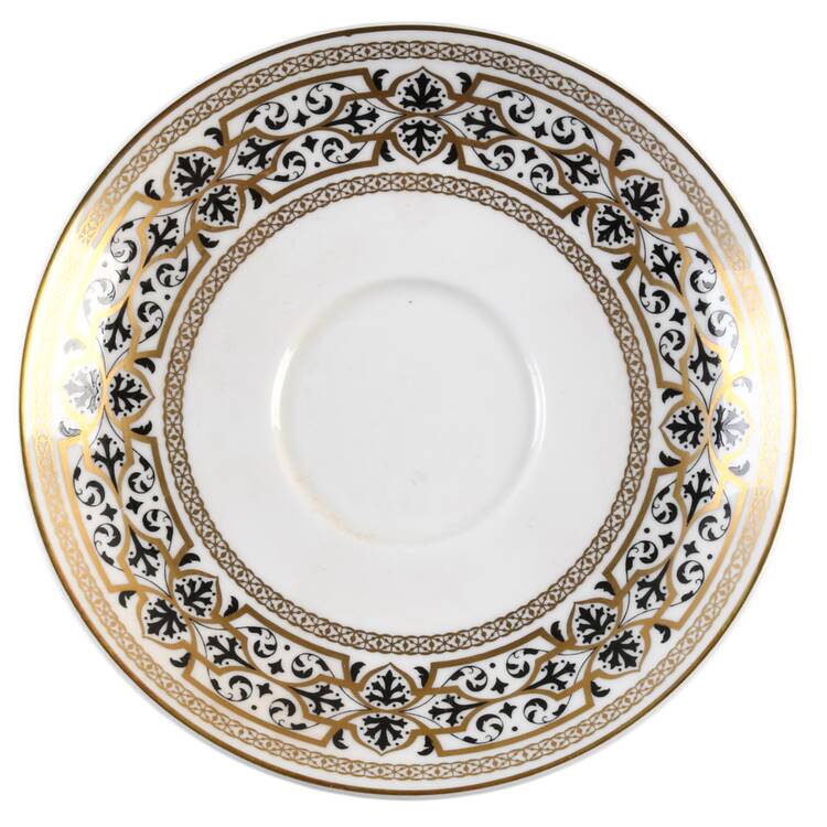 Mantilla Saucer