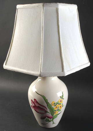 Marlborough Sprays 20" Electric Lamp & Shade