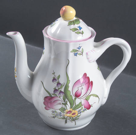 Marlborough Sprays Coffee Pot & Lid