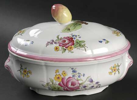 Marlborough Sprays 2.5 Quart Oval Covered Casserole