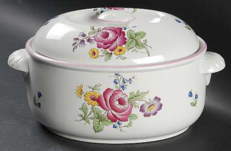 Marlborough Sprays 2 Quart Oval Covered Casserole