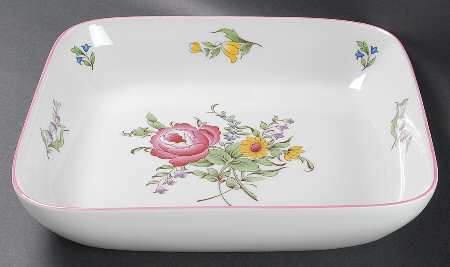 Marlborough Sprays 10" Square Baker