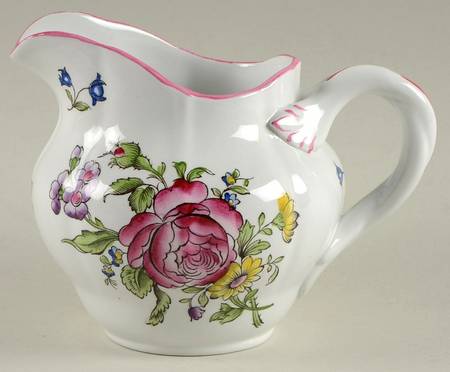 Marlborough Sprays Creamer