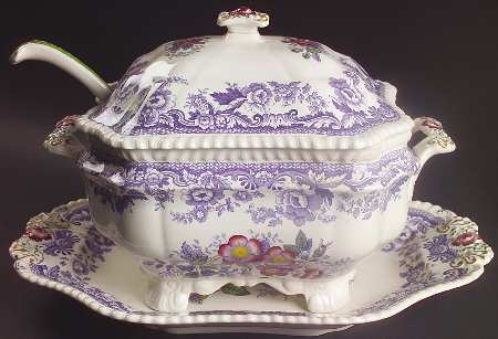 Mayflower Tureen & Lid w/Ladle & Underplate