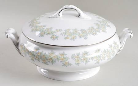Melanie Round Covered Vegetable