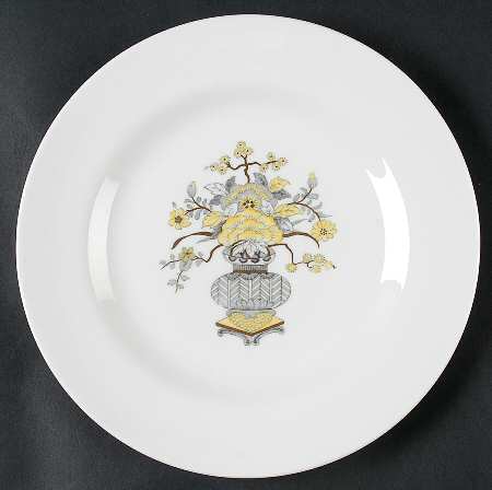 Ming (Smooth, No Trim) Luncheon Plate