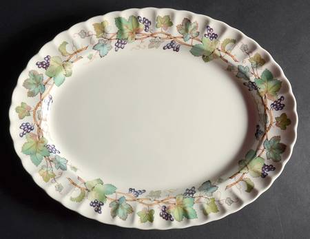 Monticello Vine 14" Oval Serving Platter