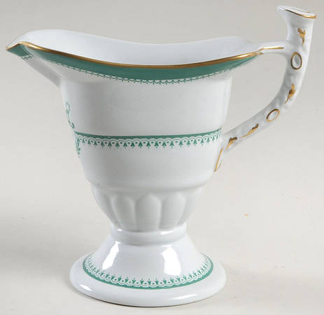 Newburyport Green (Gold Trim, No Verge Line) Creamer