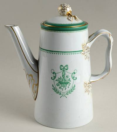 Newburyport Green (Gold Trim, No Verge Line) Coffee Pot & Lid