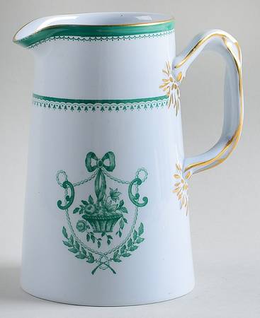 Newburyport Green (Gold Trim, No Verge Line) 16 Oz Jug