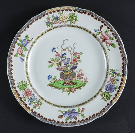Old Bow (No Trim) Luncheon Plate