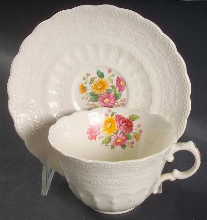 Olga Flat Cup & Saucer Set