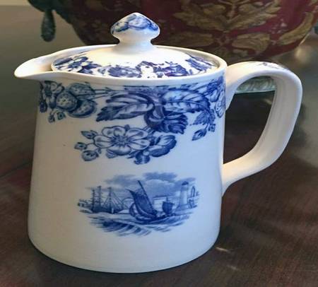 Old Salem Blue Hot Water Jug & Lid