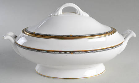 Park Lane (Newer) Oval Covered Vegetable