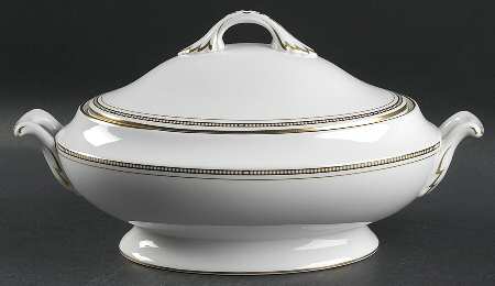 Pearl Oval Covered Vegetable