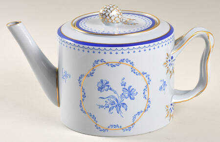 Pembrook Teapot & Lid