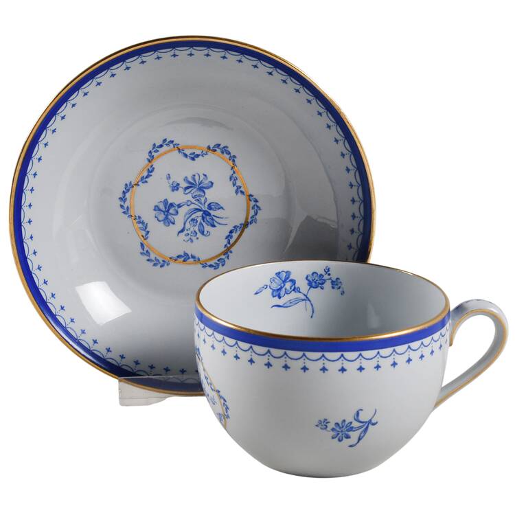Pembrook Flat Cup & Saucer Set