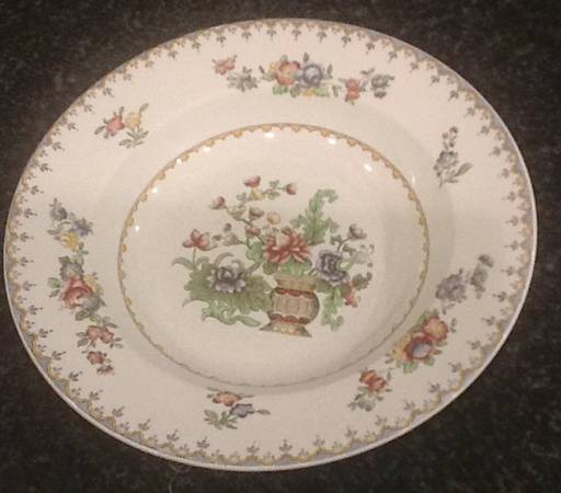 Peplow (Yellow Trim) Large Rim Soup Bowl