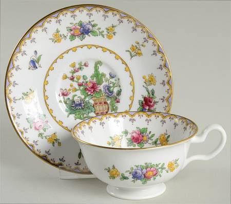Peplow (Gold Trim) Footed Cup & Saucer Set