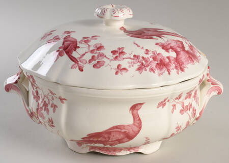 Pink Bird Round Covered Vegetable