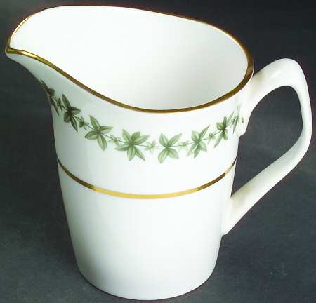 Provence (YC843, Green Leaves) Creamer