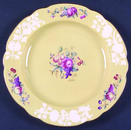 R9058 Luncheon Plate