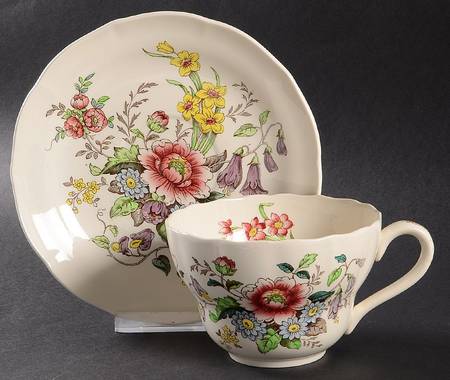 Raeburn Oversized Cup & Saucer Set