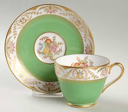 Regent (Y7576) Footed Cup & Saucer Set