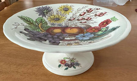 Reynolds Round Compote (Height X Width)