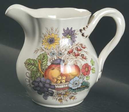 Reynolds 32 Oz Pitcher