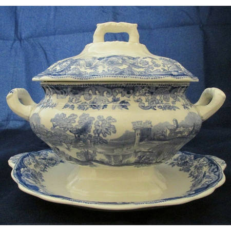 Rhine Blue (Scalloped) Sauce Boat with Attached Underplate