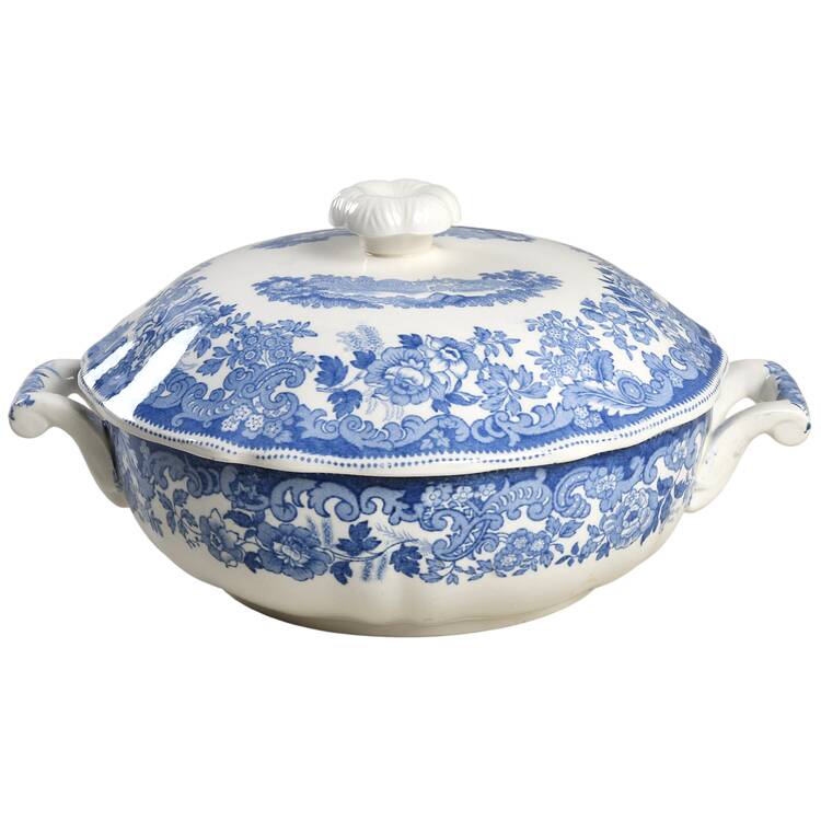 Rhine Blue (Scalloped) Round Covered Vegetable