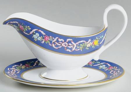 Ribbons & Roses Gravy Boat & Underplate